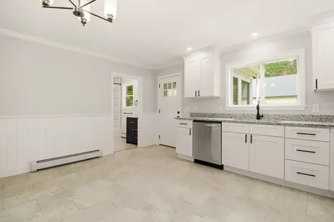 27 Rockhill Avenue Auburn ME 04210