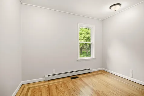 27 Rockhill Avenue Auburn ME 04210