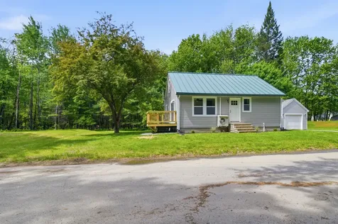 27 Rockhill Avenue Auburn ME 04210