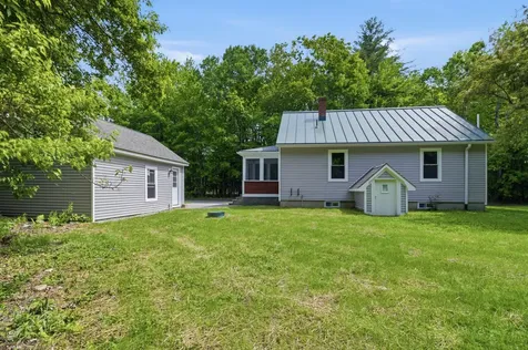27 Rockhill Avenue Auburn ME 04210