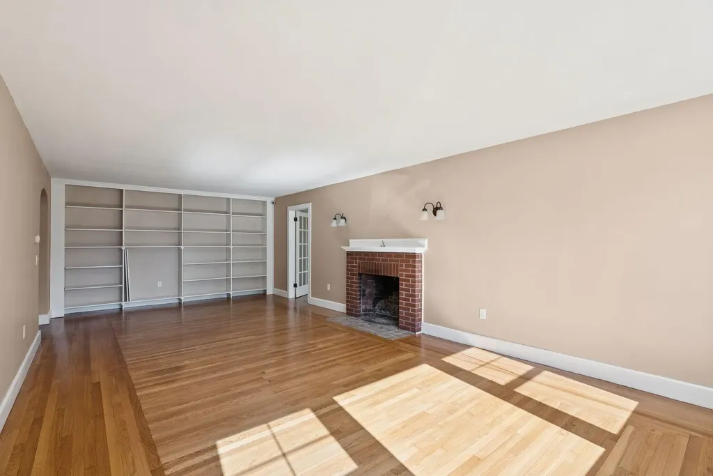 1309 Broadway South Portland ME 04106