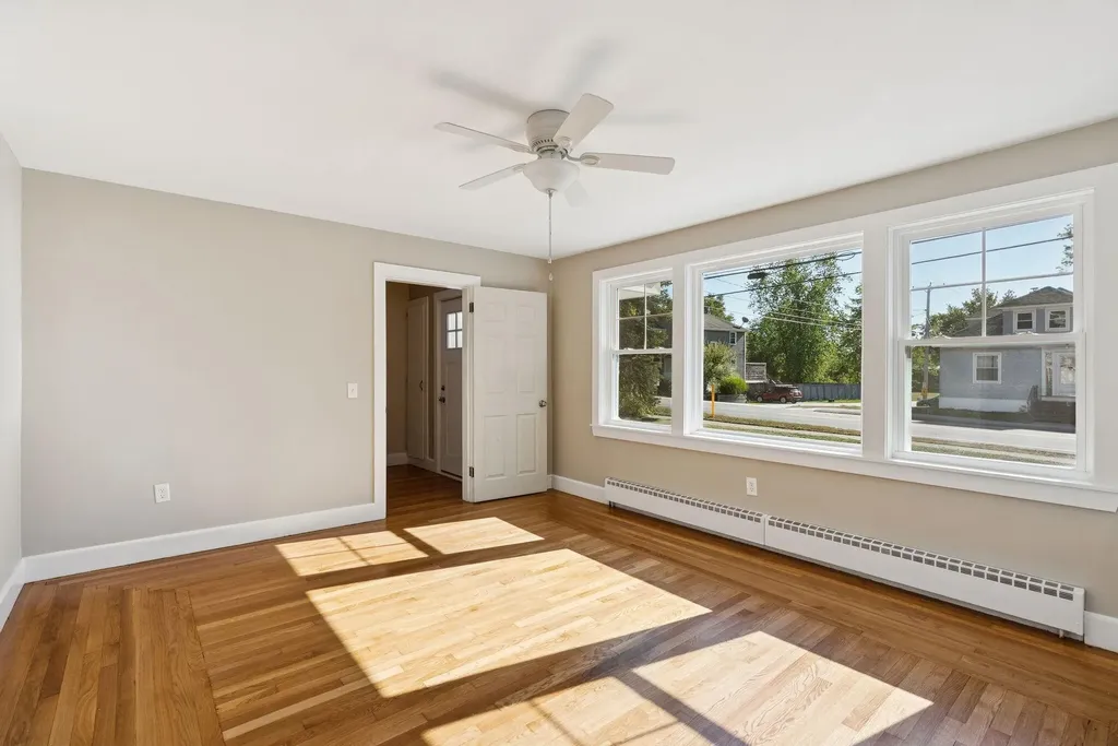 1309 Broadway South Portland ME 04106