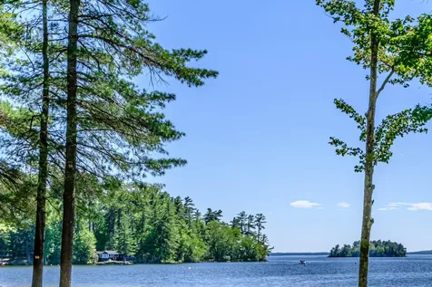 10 Jones Road Raymond ME 04071