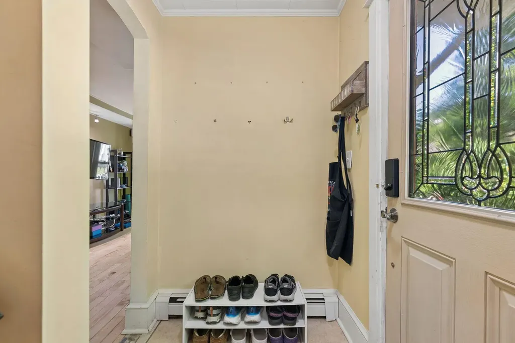 17 High Street Augusta ME 04330