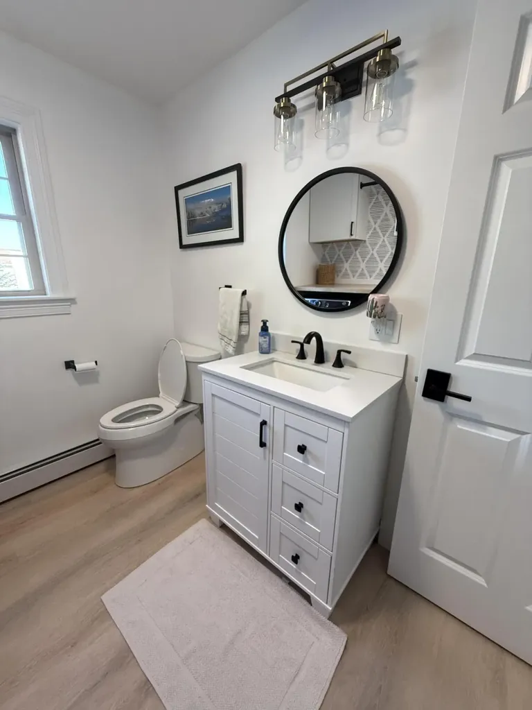 25 Constitution Avenue Hampden ME 04444