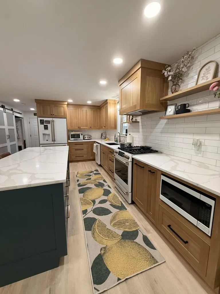 25 Constitution Avenue Hampden ME 04444