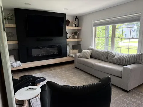 25 Constitution Avenue Hampden ME 04444
