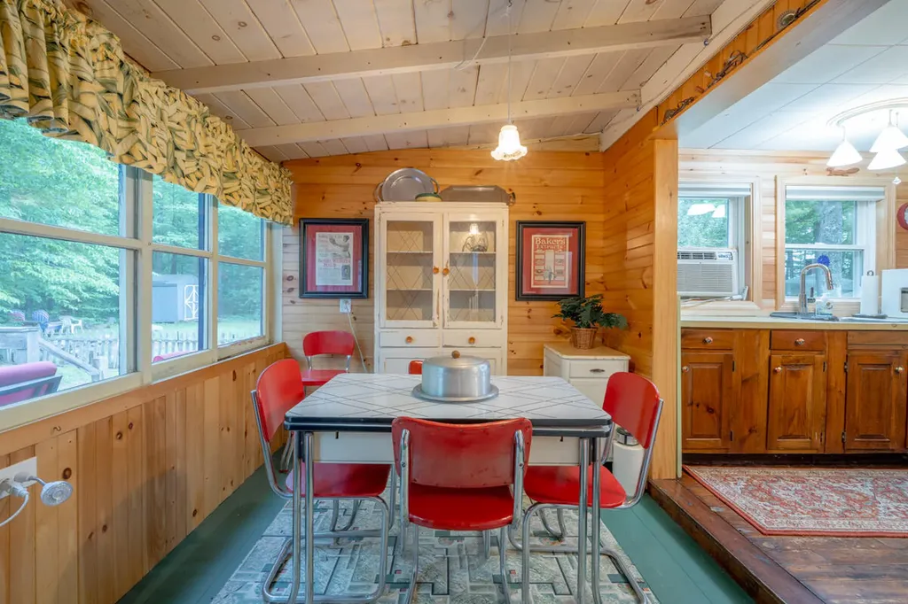 24 Brave Lane Limington ME 04049