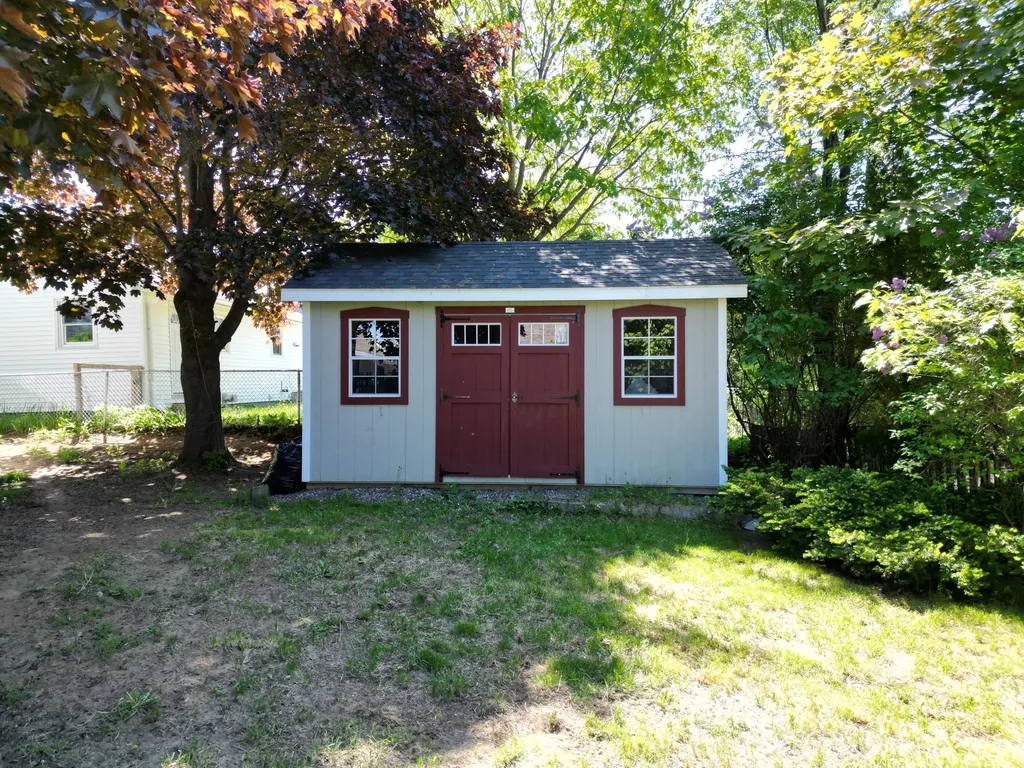 42 Waldo Street Millinocket ME 04462
