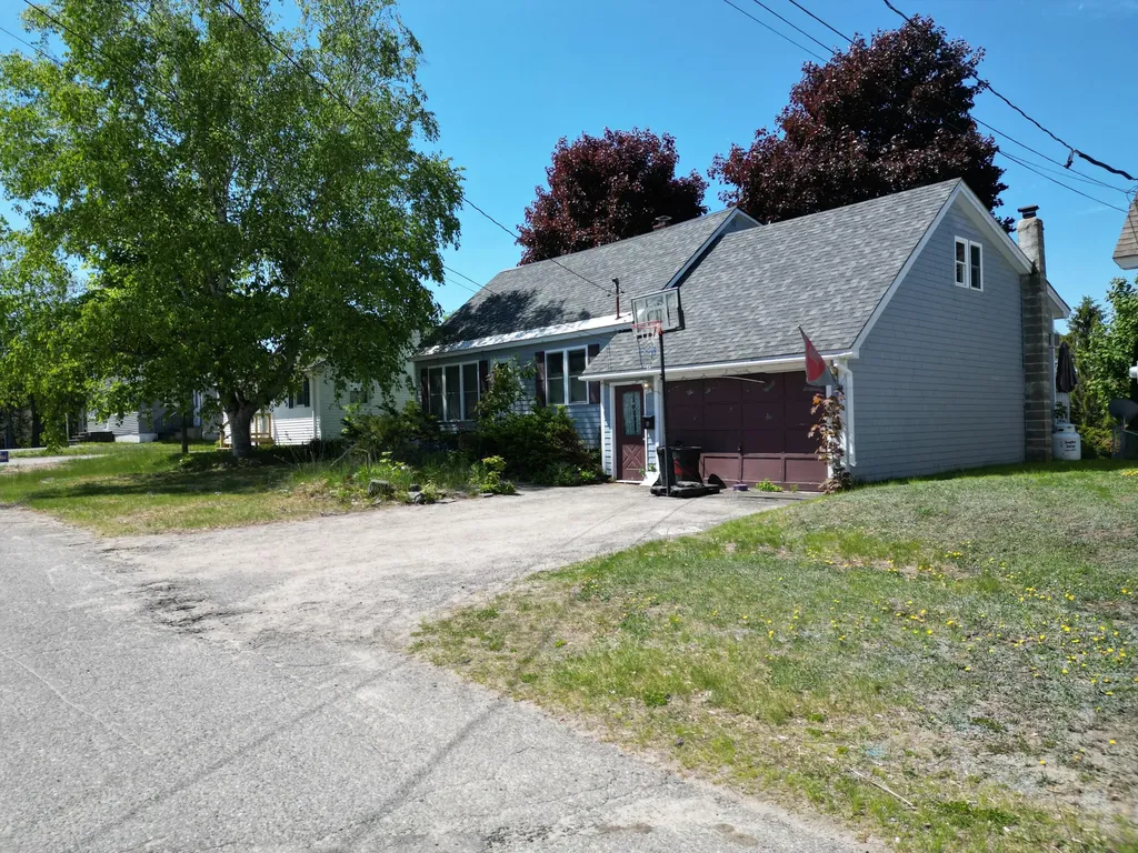 42 Waldo Street Millinocket ME 04462