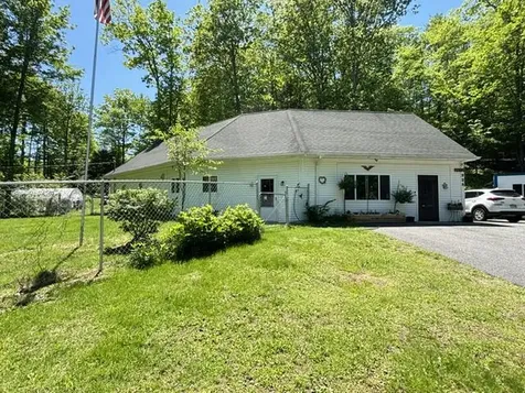 928 Main Street Wayne ME 04284