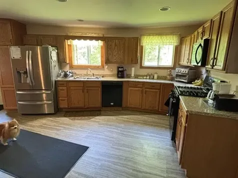 928 Main Street Wayne ME 04284