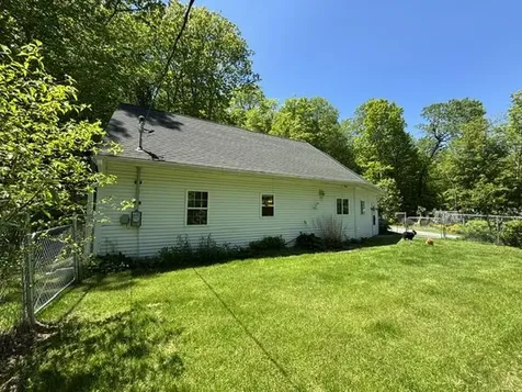 928 Main Street Wayne ME 04284
