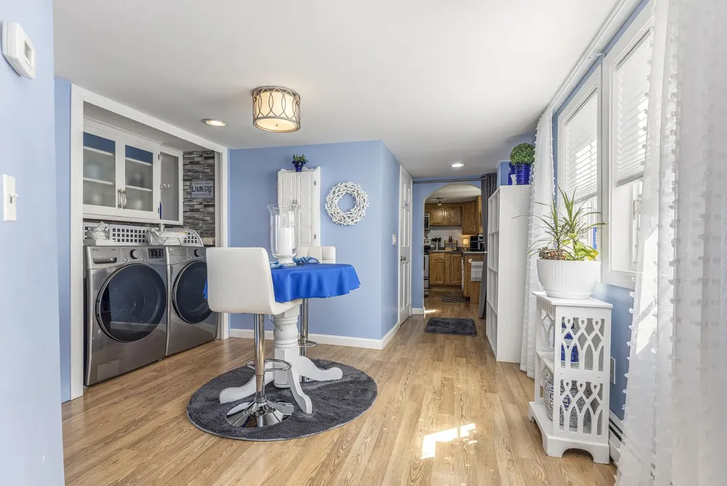 68 Central Park Avenue Old Orchard Beach ME 04064