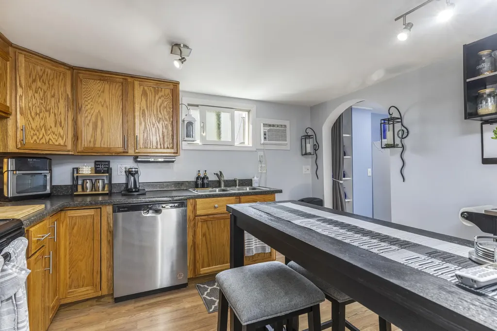 68 Central Park Avenue Old Orchard Beach ME 04064