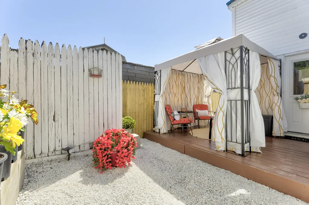 68 Central Park Avenue Old Orchard Beach ME 04064