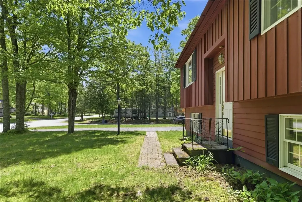 21 Goldeneye Drive Topsham ME 04086
