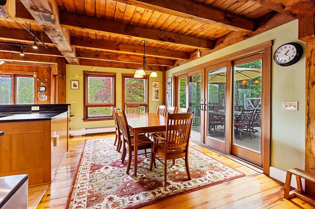 12 Perkins Lane Hallowell ME 04347