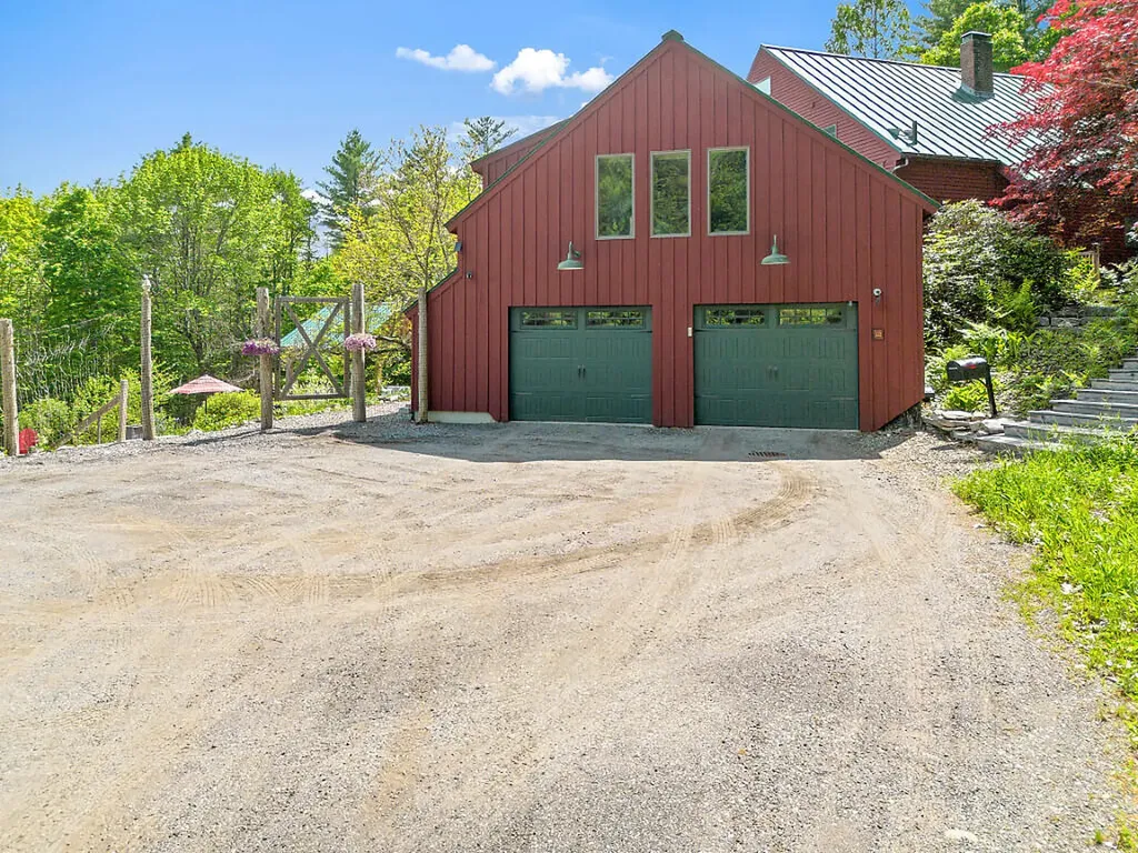 12 Perkins Lane Hallowell ME 04347