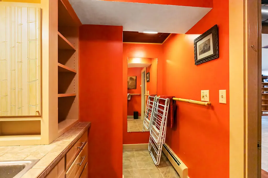 12 Perkins Lane Hallowell ME 04347