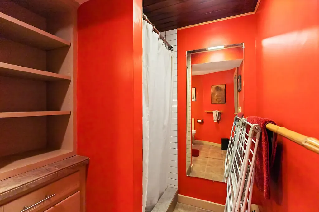 12 Perkins Lane Hallowell ME 04347