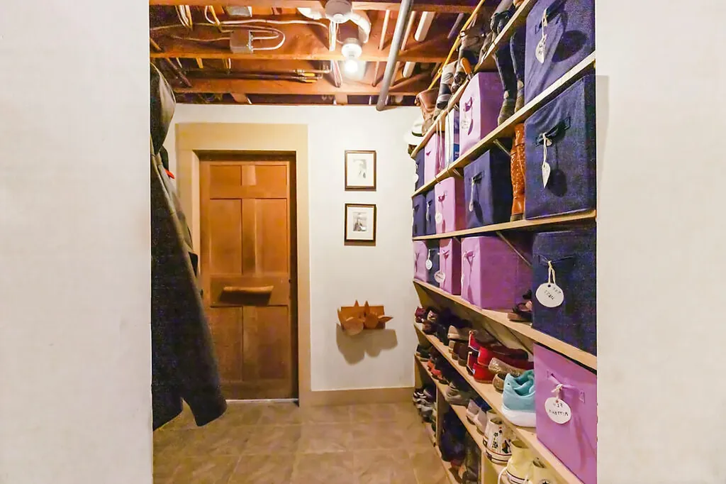 12 Perkins Lane Hallowell ME 04347