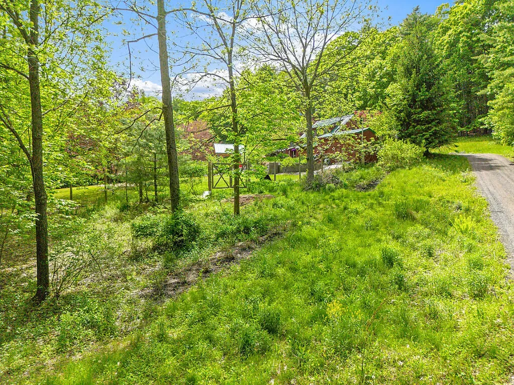 12 Perkins Lane Hallowell ME 04347