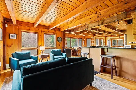 12 Perkins Lane Hallowell ME 04347