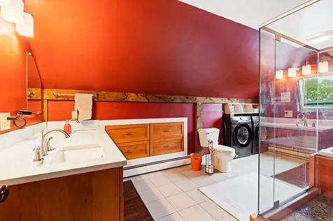 12 Perkins Lane Hallowell ME 04347