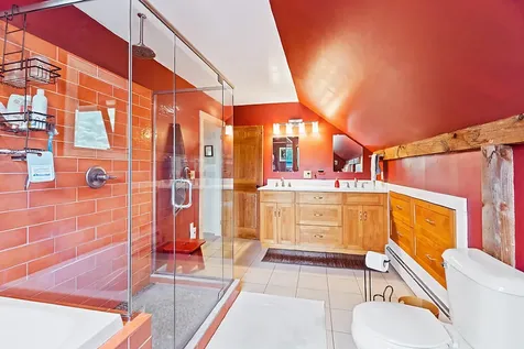 12 Perkins Lane Hallowell ME 04347