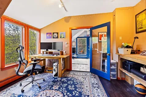 12 Perkins Lane Hallowell ME 04347