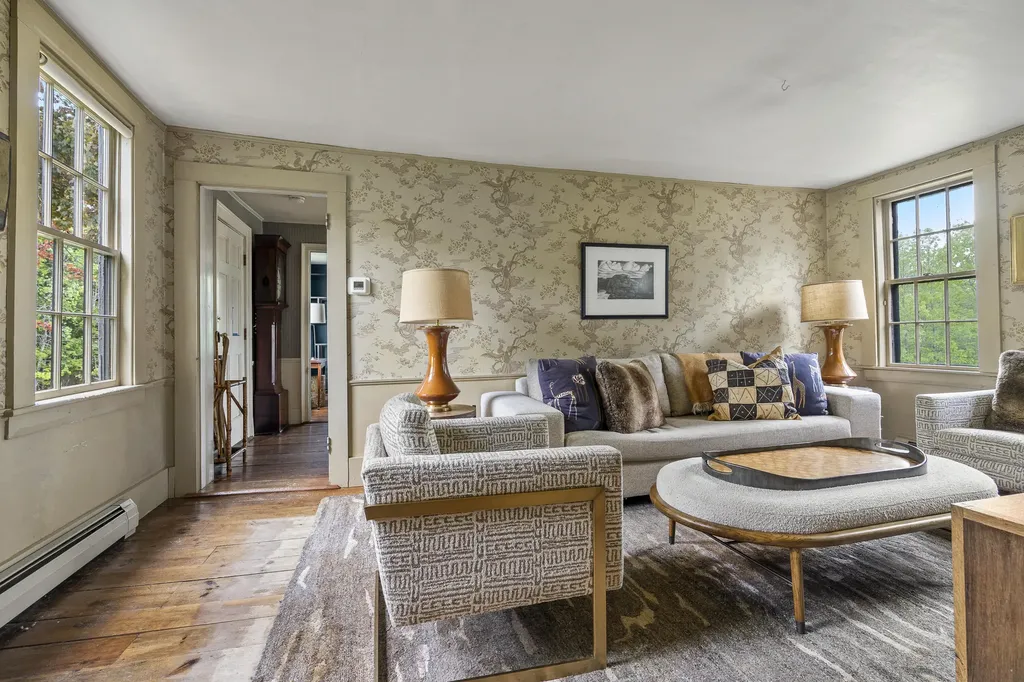 320 E Pittston Road Dresden ME 04342