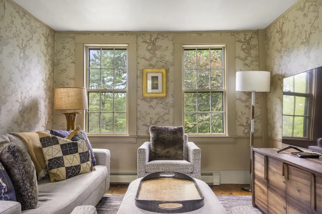 320 E Pittston Road Dresden ME 04342
