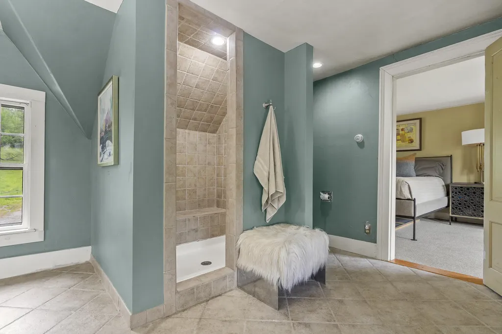 320 E Pittston Road Dresden ME 04342