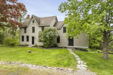 320 E Pittston Road Dresden ME 04342