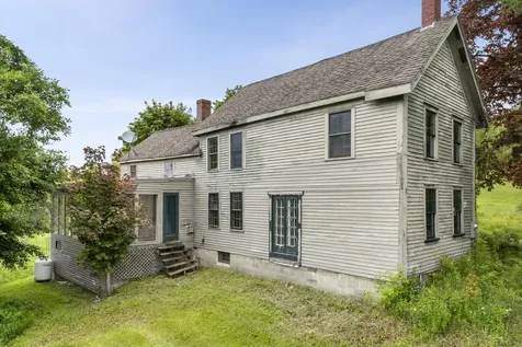 320 E Pittston Road Dresden ME 04342