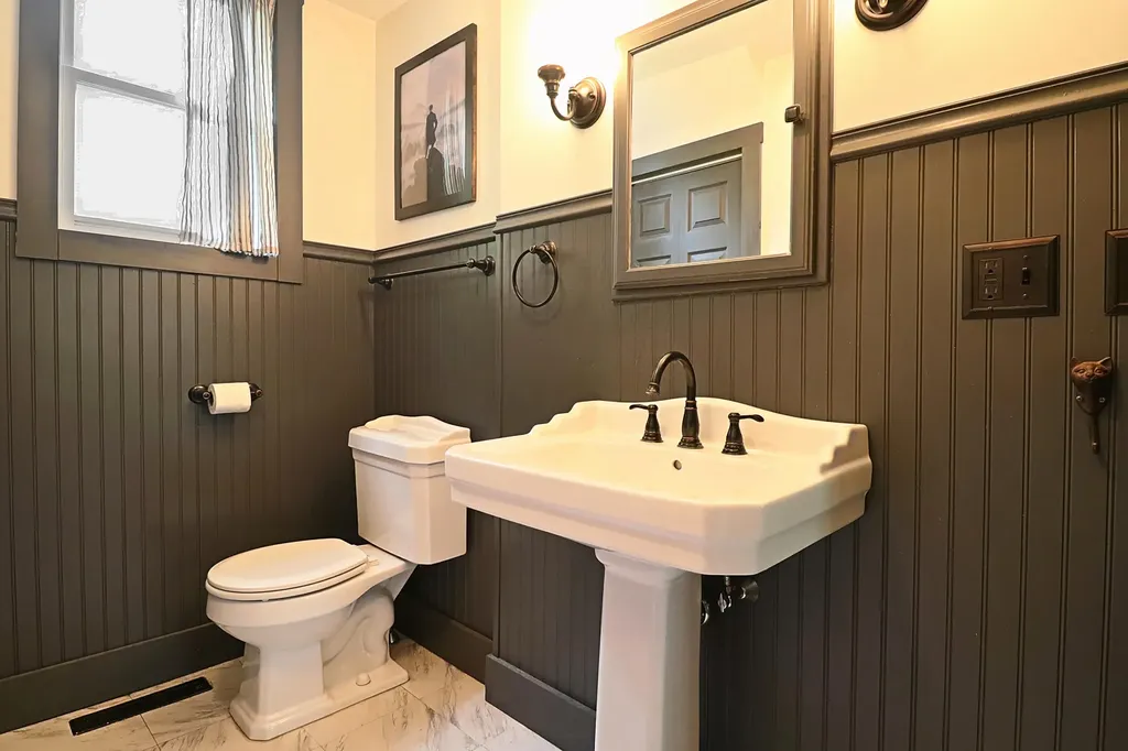 500 Douglas Highway Lamoine ME 04605