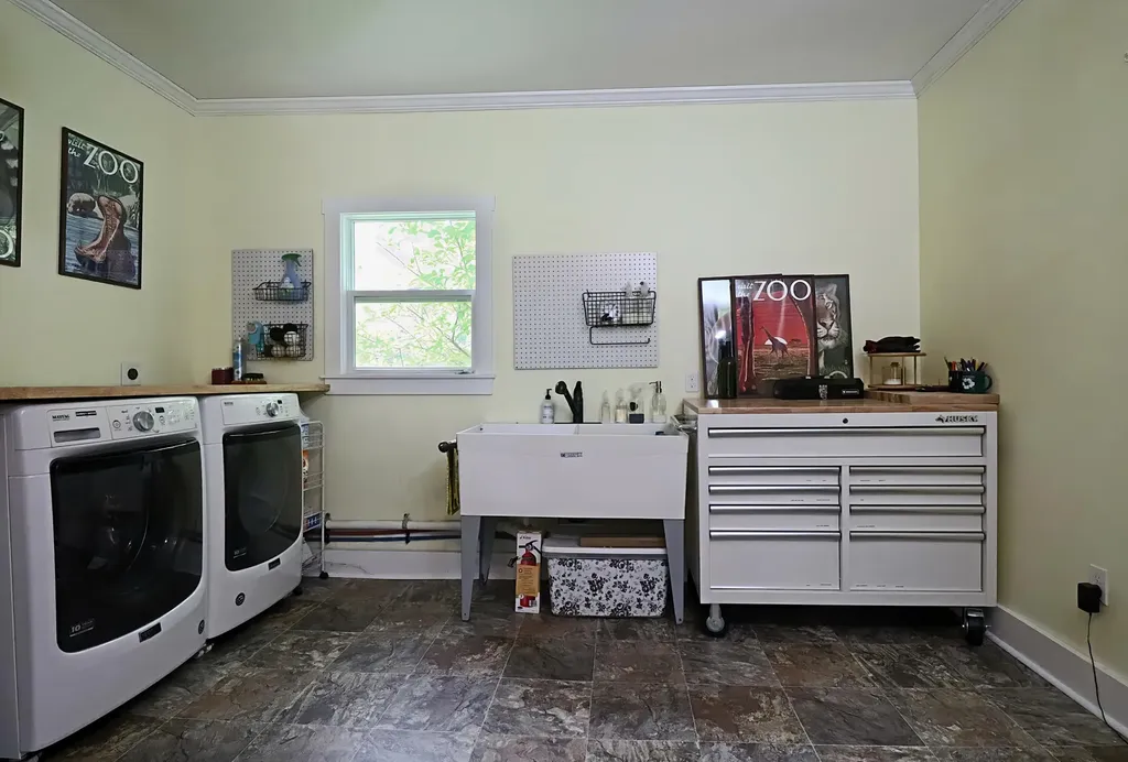 500 Douglas Highway Lamoine ME 04605