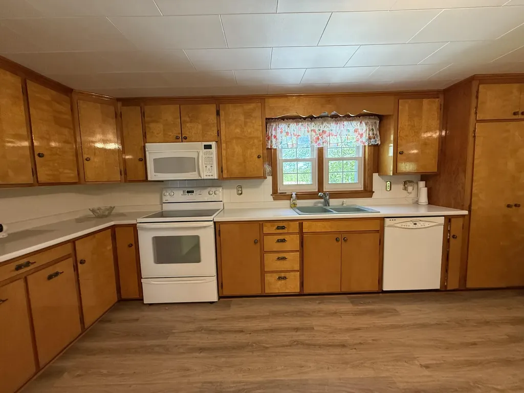 215 S Oakfield Road Linneus ME 04730