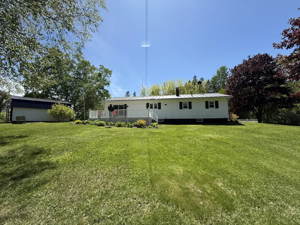 215 S Oakfield Road Linneus ME 04730