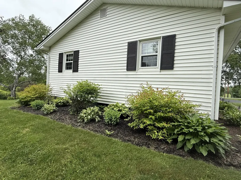 215 S Oakfield Road Linneus ME 04730
