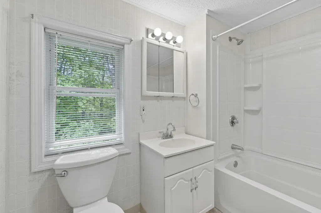 407 Lisbon Street Lisbon ME 04250
