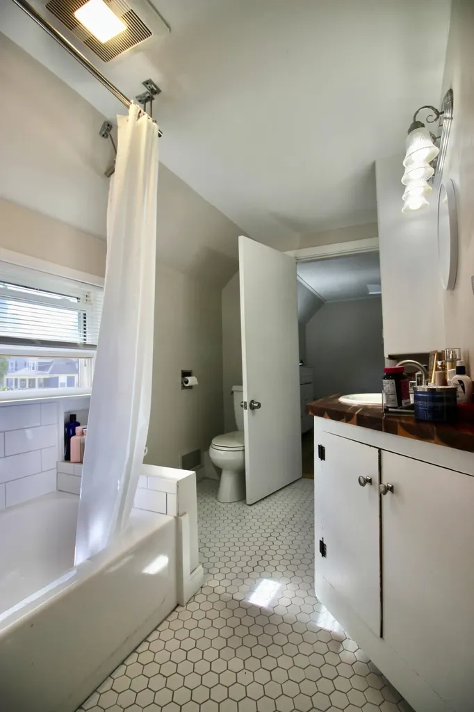255 Sabattus Street Lewiston ME 04240