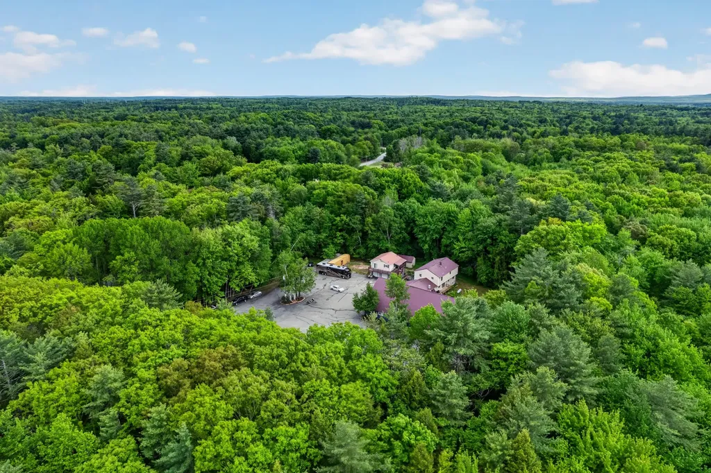 62 Chicopee Road Buxton ME 04093