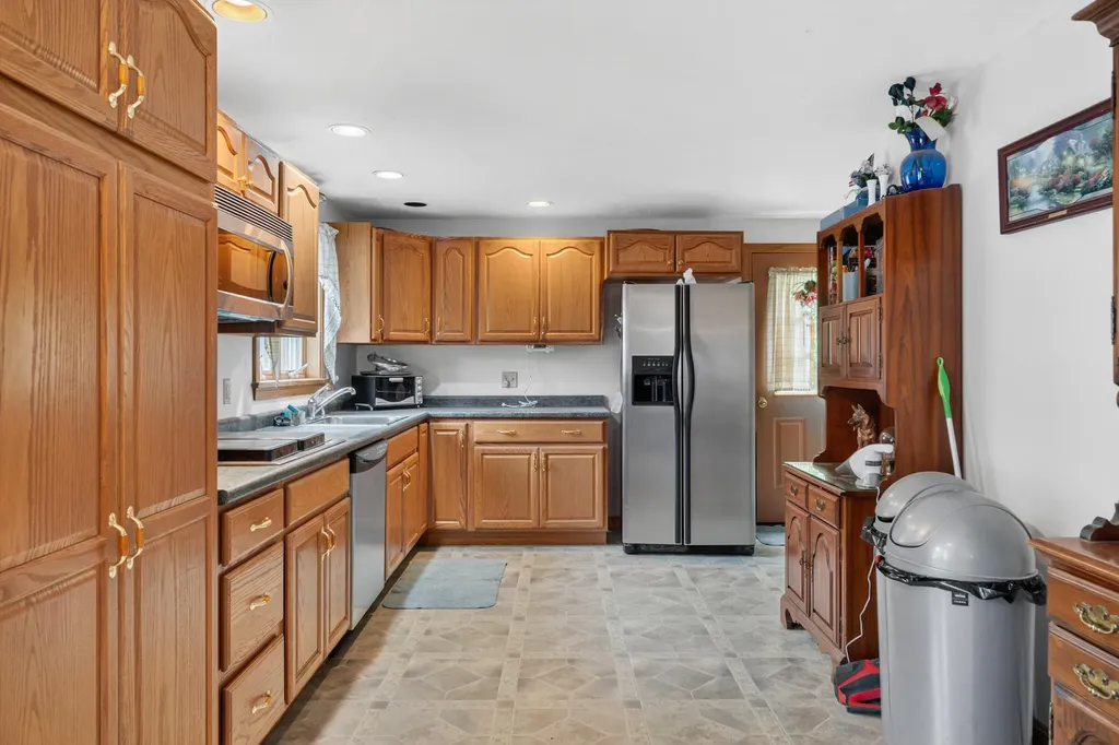 62 Chicopee Road Buxton ME 04093