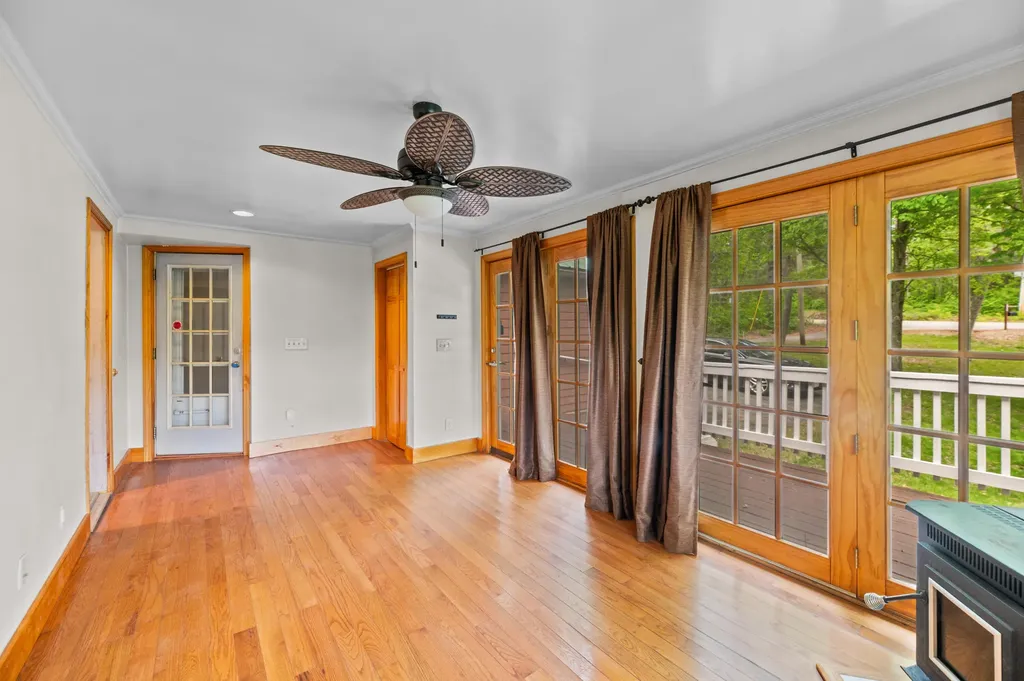222 Brunswick Road Richmond ME 04357