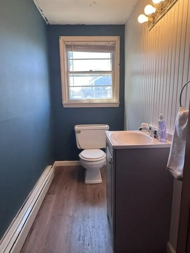 31 Sunset Avenue Saco ME 04072