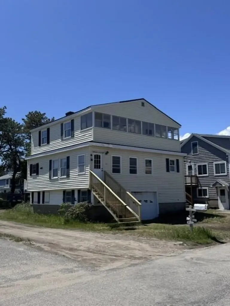 31 Sunset Avenue Saco ME 04072