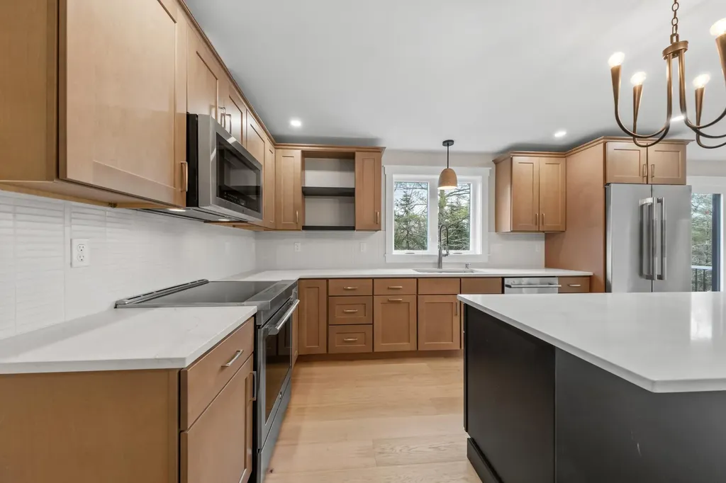 72 Borski's Way Wiscasset ME 04578