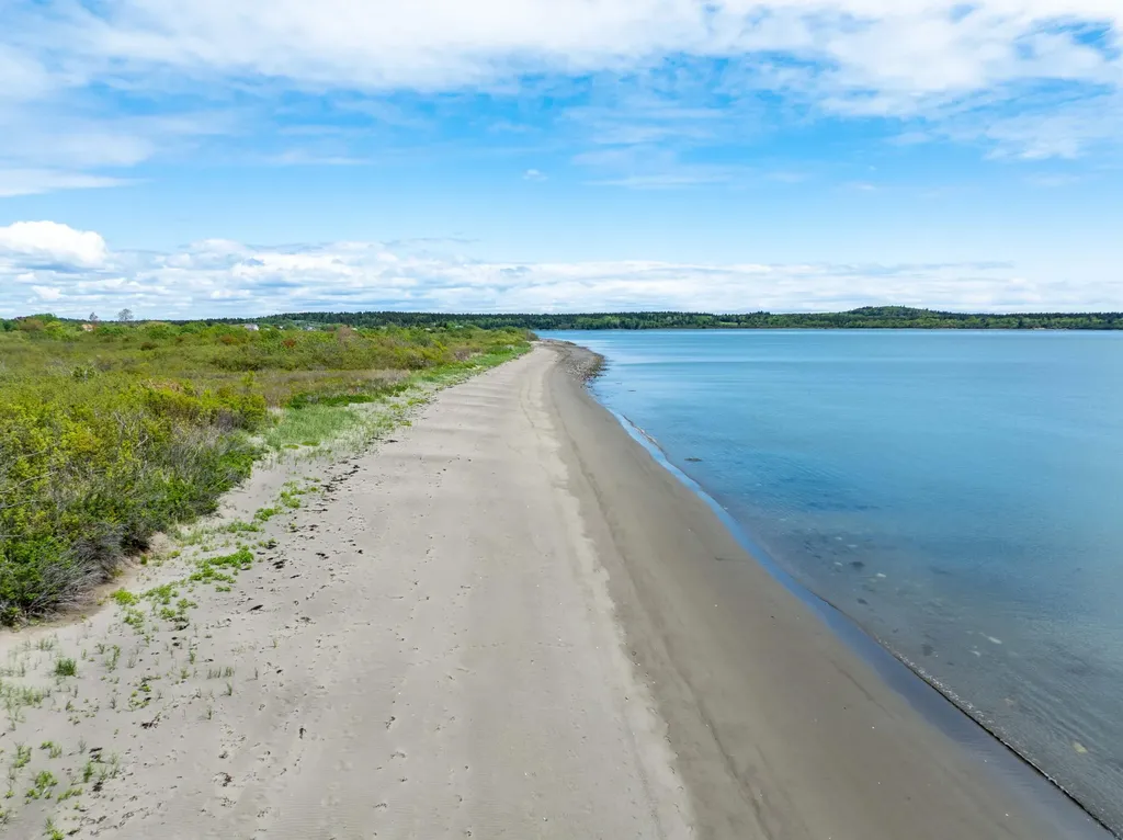 Tbd Easy Street Lubec ME 04652